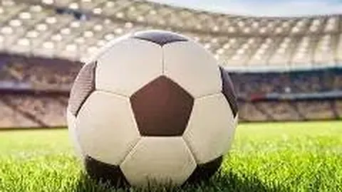 董明珠携手岳云鹏，娱乐圈合作照引热议