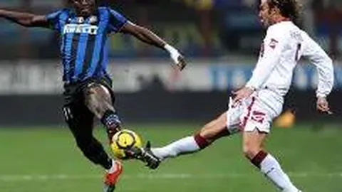 How to Express ＂Exciting Goalkeeping Football Match＂ in English and Its Chinese Translation Pronunciation